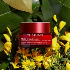 Clarins Super Restprative Dagcreme Dry, 50 Ml 9 Clarins Super Restprative Dagcreme Dry, 50 Ml -Murad Shop 3666057064500 4