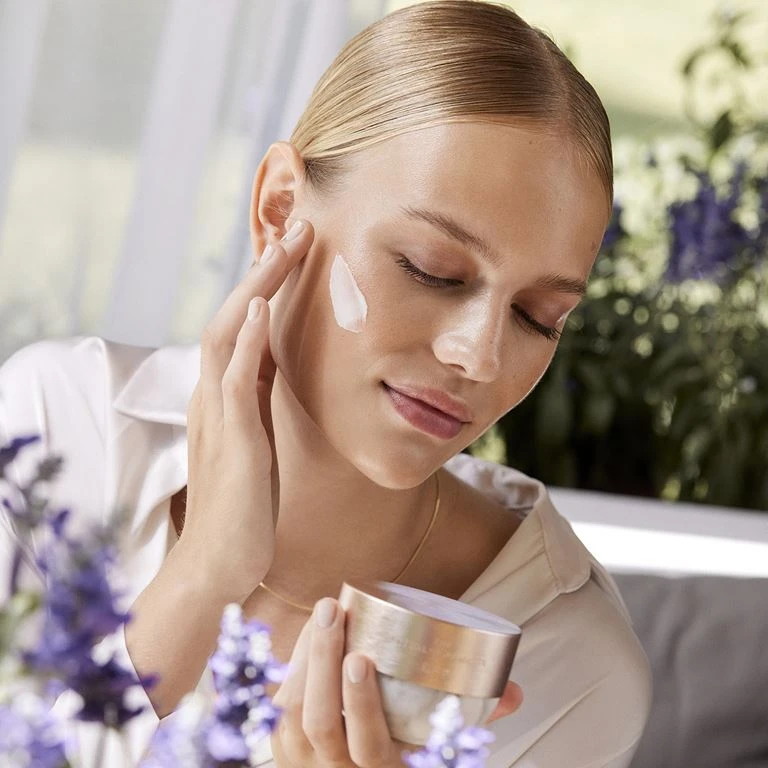 Rituals Glow Anti-Age Refill Dagcreme, The Ritual Of Namaste, 50 Ml 6 Rituals Glow Anti-Age Refill Dagcreme, The Ritual Of Namaste, 50 Ml - Billede 6